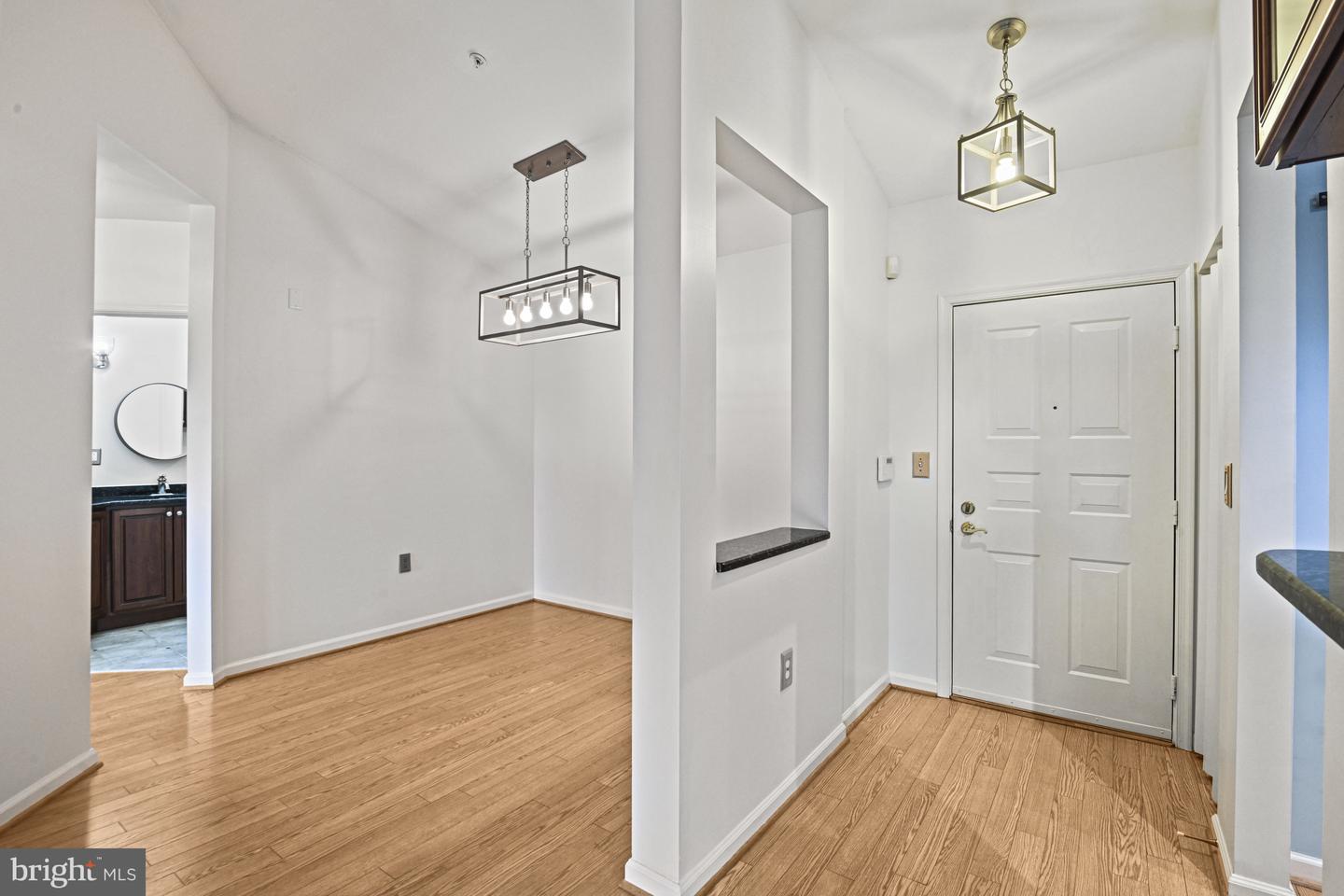 12915 ALTON SQ #416, HERNDON, Virginia 20170, 2 Bedrooms Bedrooms, ,1 BathroomBathrooms,Residential,For sale,12915 ALTON SQ #416,VAFX2269968 MLS # VAFX2269968
