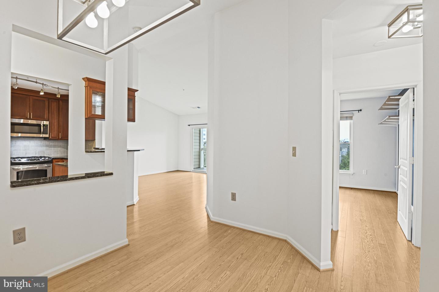 12915 ALTON SQ #416, HERNDON, Virginia 20170, 2 Bedrooms Bedrooms, ,1 BathroomBathrooms,Residential,For sale,12915 ALTON SQ #416,VAFX2269968 MLS # VAFX2269968