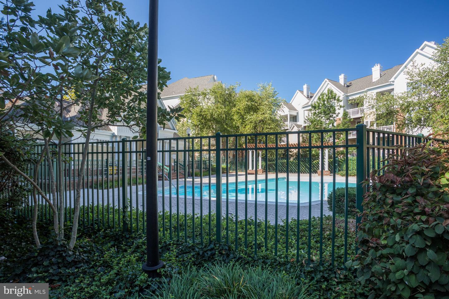 12915 ALTON SQ #416, HERNDON, Virginia 20170, 2 Bedrooms Bedrooms, ,1 BathroomBathrooms,Residential,For sale,12915 ALTON SQ #416,VAFX2269968 MLS # VAFX2269968
