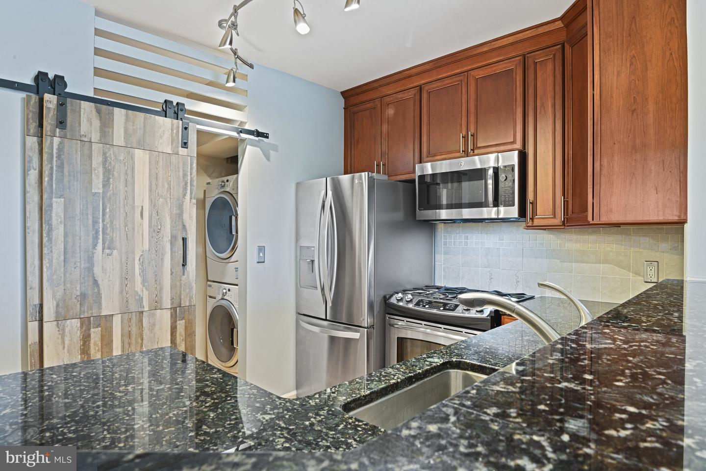 12915 ALTON SQ #416, HERNDON, Virginia 20170, 2 Bedrooms Bedrooms, ,1 BathroomBathrooms,Residential,For sale,12915 ALTON SQ #416,VAFX2269968 MLS # VAFX2269968
