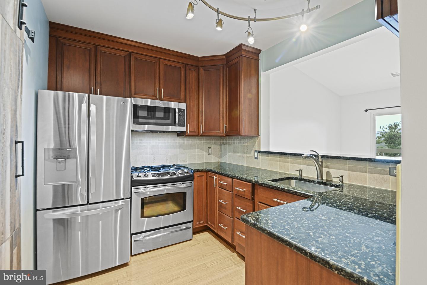 12915 ALTON SQ #416, HERNDON, Virginia 20170, 2 Bedrooms Bedrooms, ,1 BathroomBathrooms,Residential,For sale,12915 ALTON SQ #416,VAFX2269968 MLS # VAFX2269968