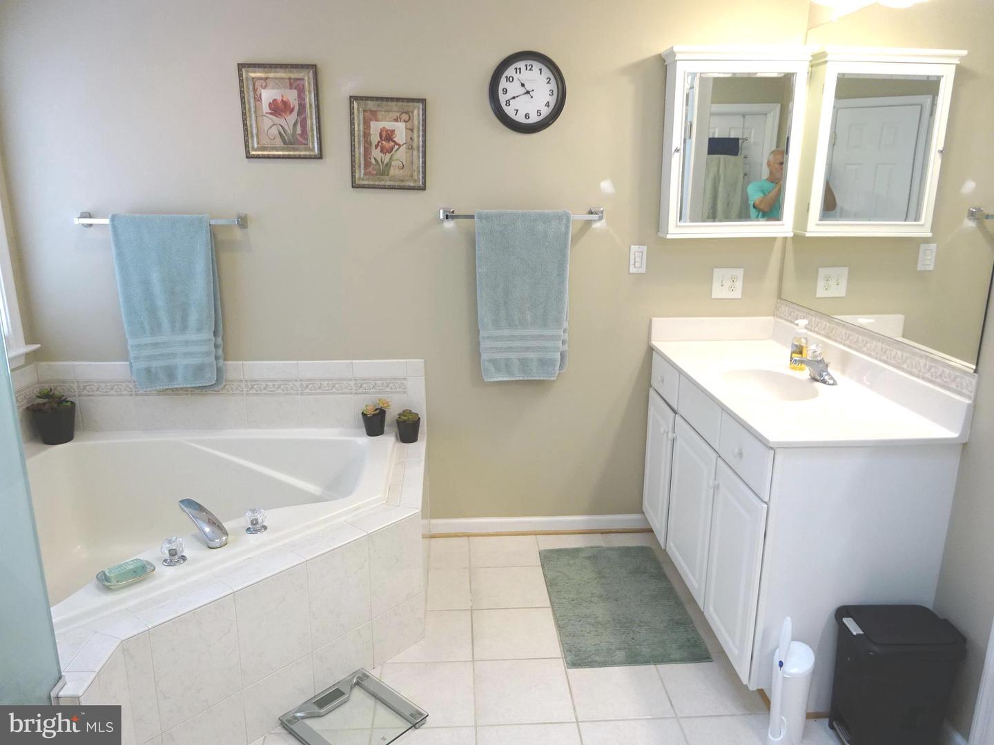 25 POPLAR VIEW DR, STAFFORD, Virginia 22554, 5 Bedrooms Bedrooms, ,4 BathroomsBathrooms,Residential,For sale,25 POPLAR VIEW DR,VAST2043128 MLS # VAST2043128