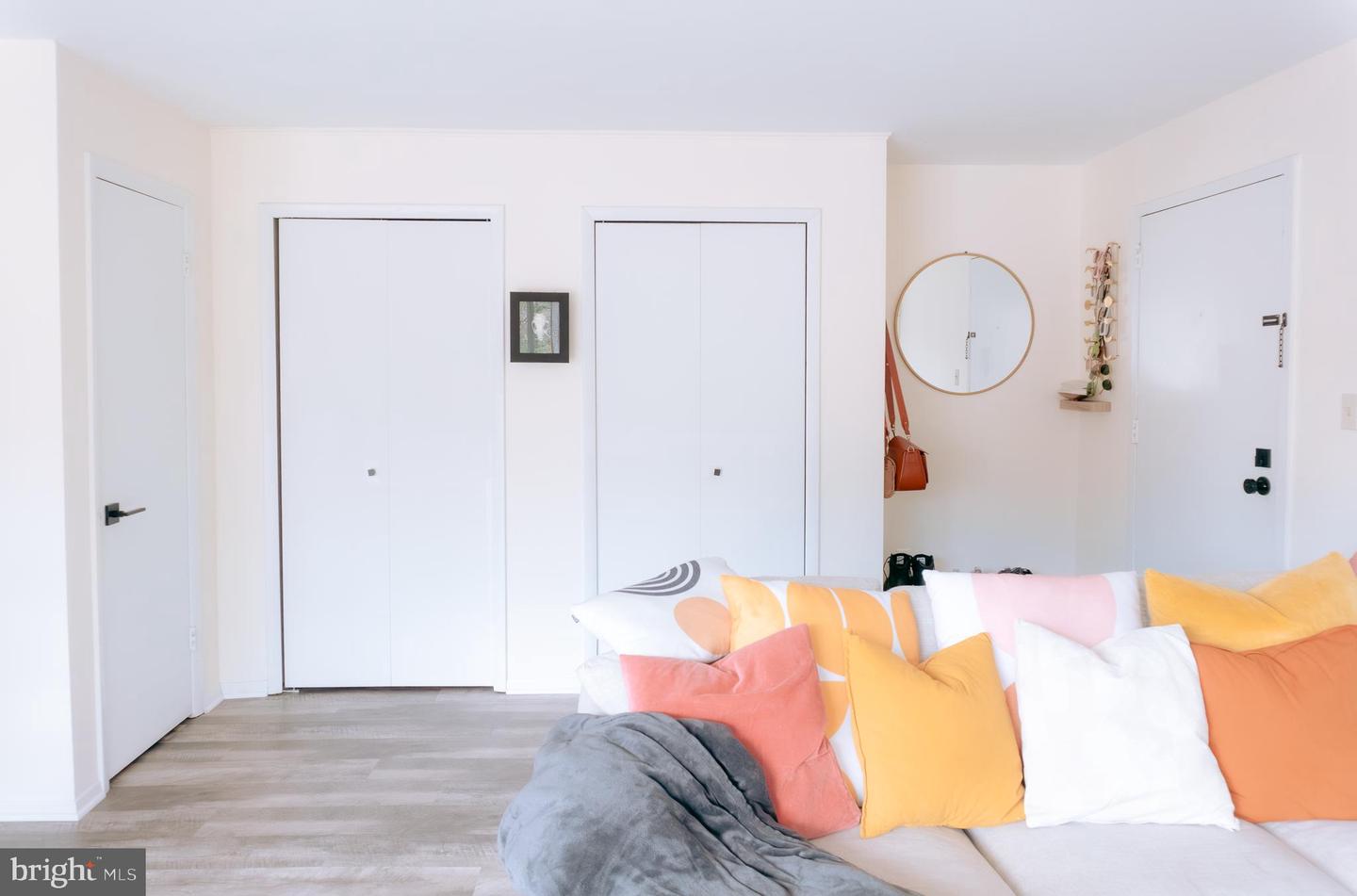 3230 S 28TH ST #401, ALEXANDRIA, Virginia 22302, 1 Bedroom Bedrooms, ,1 BathroomBathrooms,Residential,For sale,3230 S 28TH ST #401,VAAX2050350 MLS # VAAX2050350