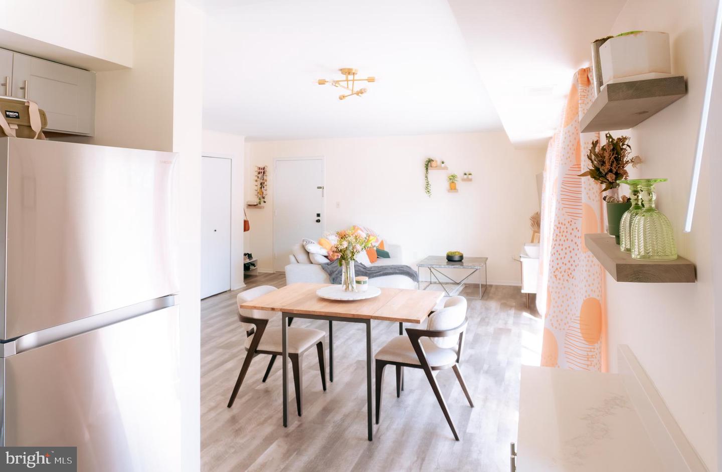 3230 S 28TH ST #401, ALEXANDRIA, Virginia 22302, 1 Bedroom Bedrooms, ,1 BathroomBathrooms,Residential,For sale,3230 S 28TH ST #401,VAAX2050350 MLS # VAAX2050350