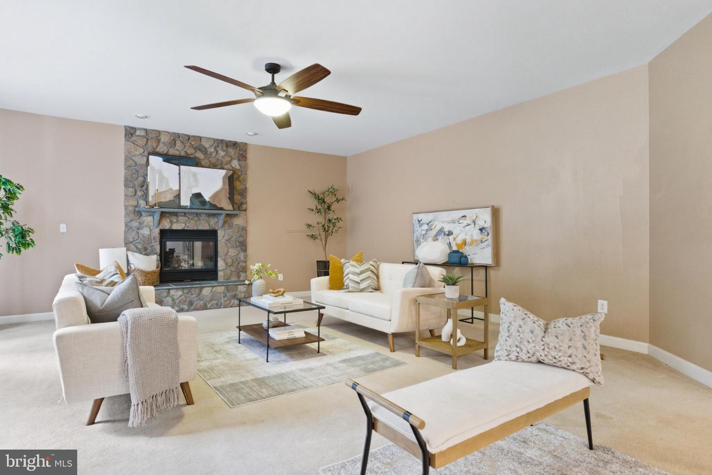 14388 WATERFORD WOODS CT, LEESBURG, Virginia 20176, 4 Bedrooms Bedrooms, 9 Rooms Rooms,3 BathroomsBathrooms,Residential,For sale,14388 WATERFORD WOODS CT,VALO2107924 MLS # VALO2107924
