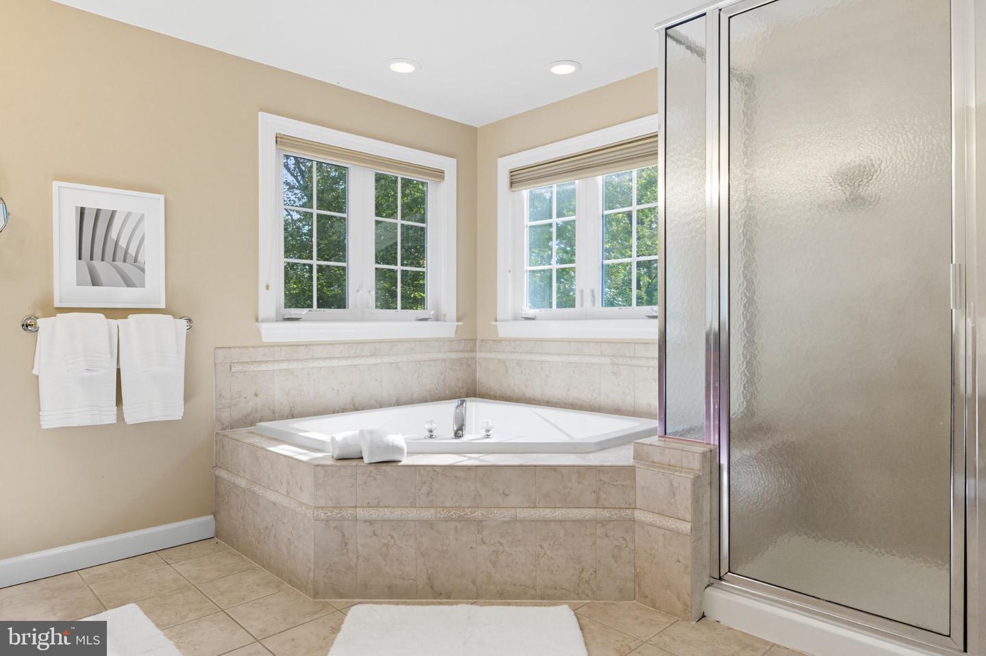 14388 WATERFORD WOODS CT, LEESBURG, Virginia 20176, 4 Bedrooms Bedrooms, 9 Rooms Rooms,3 BathroomsBathrooms,Residential,For sale,14388 WATERFORD WOODS CT,VALO2107924 MLS # VALO2107924