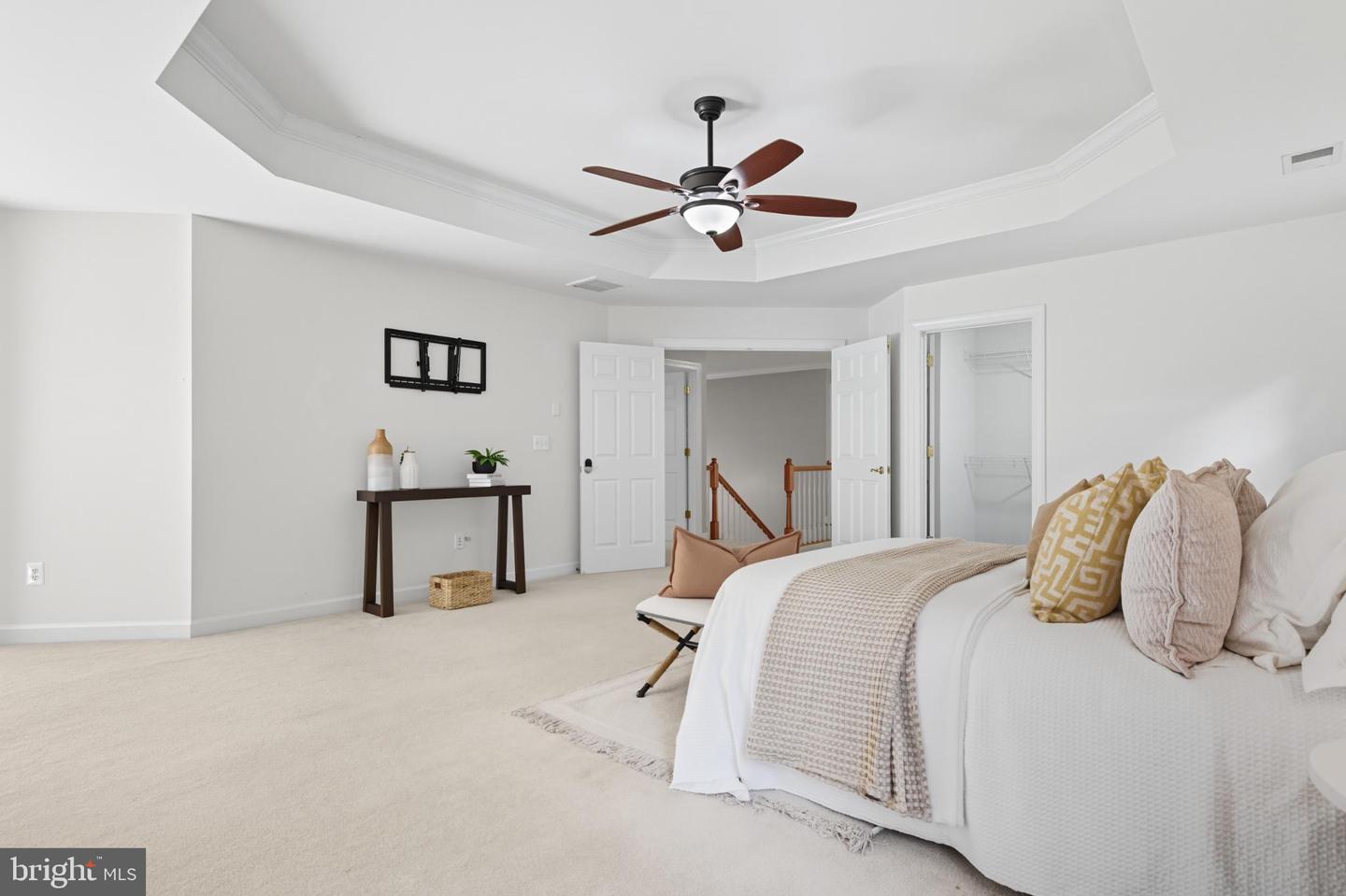 14388 WATERFORD WOODS CT, LEESBURG, Virginia 20176, 4 Bedrooms Bedrooms, 9 Rooms Rooms,3 BathroomsBathrooms,Residential,For sale,14388 WATERFORD WOODS CT,VALO2107924 MLS # VALO2107924