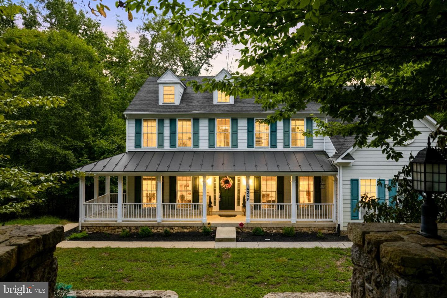 14388 WATERFORD WOODS CT, LEESBURG, Virginia 20176, 4 Bedrooms Bedrooms, 9 Rooms Rooms,3 BathroomsBathrooms,Residential,For sale,14388 WATERFORD WOODS CT,VALO2107924 MLS # VALO2107924