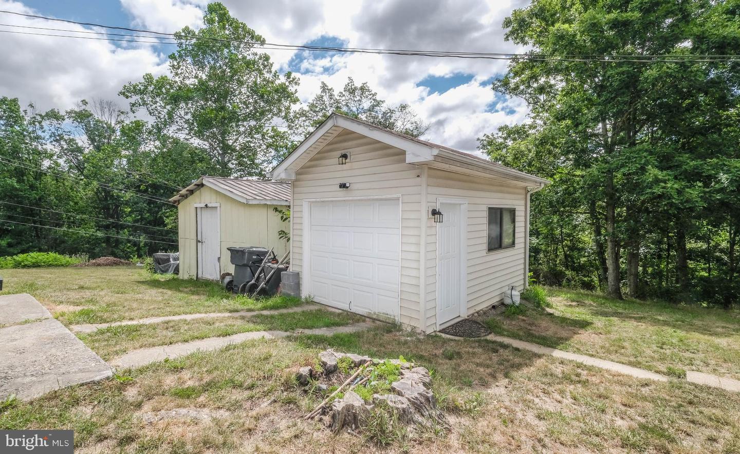 310 WARDENSVILLE GRADE, WINCHESTER, Virginia 22602, 2 Bedrooms Bedrooms, ,1 BathroomBathrooms,Residential,For sale,310 WARDENSVILLE GRADE,VAFV2037130 MLS # VAFV2037130