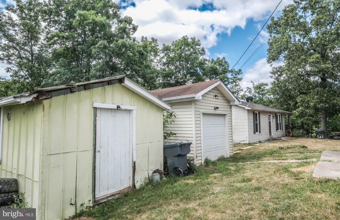 310 WARDENSVILLE GRADE, WINCHESTER, Virginia 22602, 2 Bedrooms Bedrooms, ,1 BathroomBathrooms,Residential,For sale,310 WARDENSVILLE GRADE,VAFV2037130 MLS # VAFV2037130