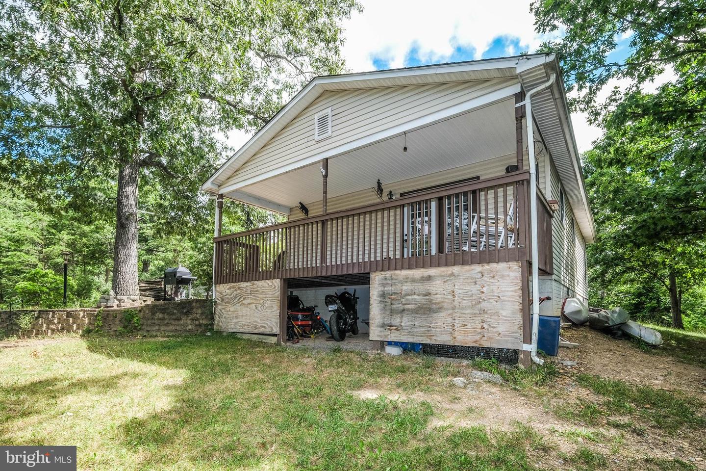 310 WARDENSVILLE GRADE, WINCHESTER, Virginia 22602, 2 Bedrooms Bedrooms, ,1 BathroomBathrooms,Residential,For sale,310 WARDENSVILLE GRADE,VAFV2037130 MLS # VAFV2037130