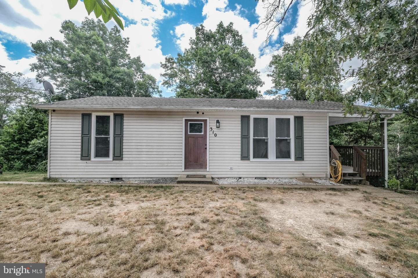 310 WARDENSVILLE GRADE, WINCHESTER, Virginia 22602, 2 Bedrooms Bedrooms, ,1 BathroomBathrooms,Residential,For sale,310 WARDENSVILLE GRADE,VAFV2037130 MLS # VAFV2037130