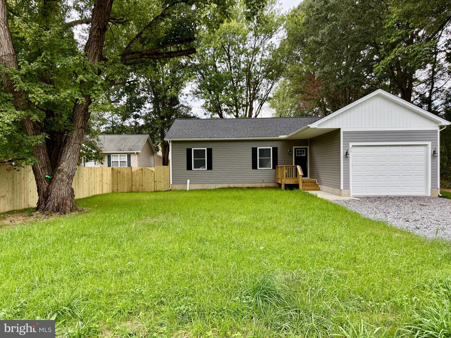 784 LAKEVIEW DR, COLONIAL BEACH, Virginia 22443, 3 Bedrooms Bedrooms, ,2 BathroomsBathrooms,Residential,For sale,784 LAKEVIEW DR,VAWE2009850 MLS # VAWE2009850