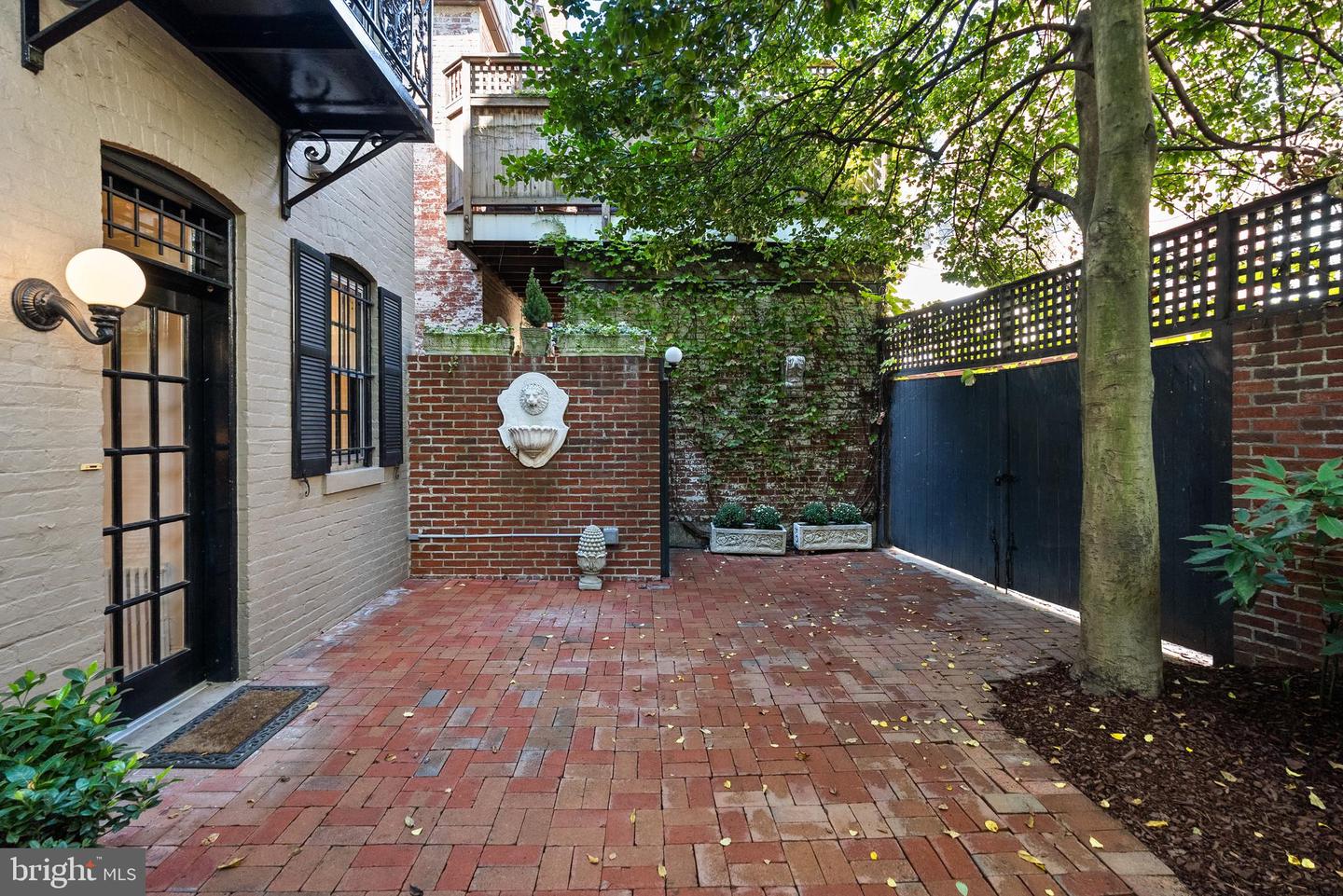 2125 BANCROFT PL NW, WASHINGTON, District Of Columbia 20008, 6 Bedrooms Bedrooms, ,3 BathroomsBathrooms,Residential,For sale,2125 BANCROFT PL NW,DCDC2224936 MLS # DCDC2224936