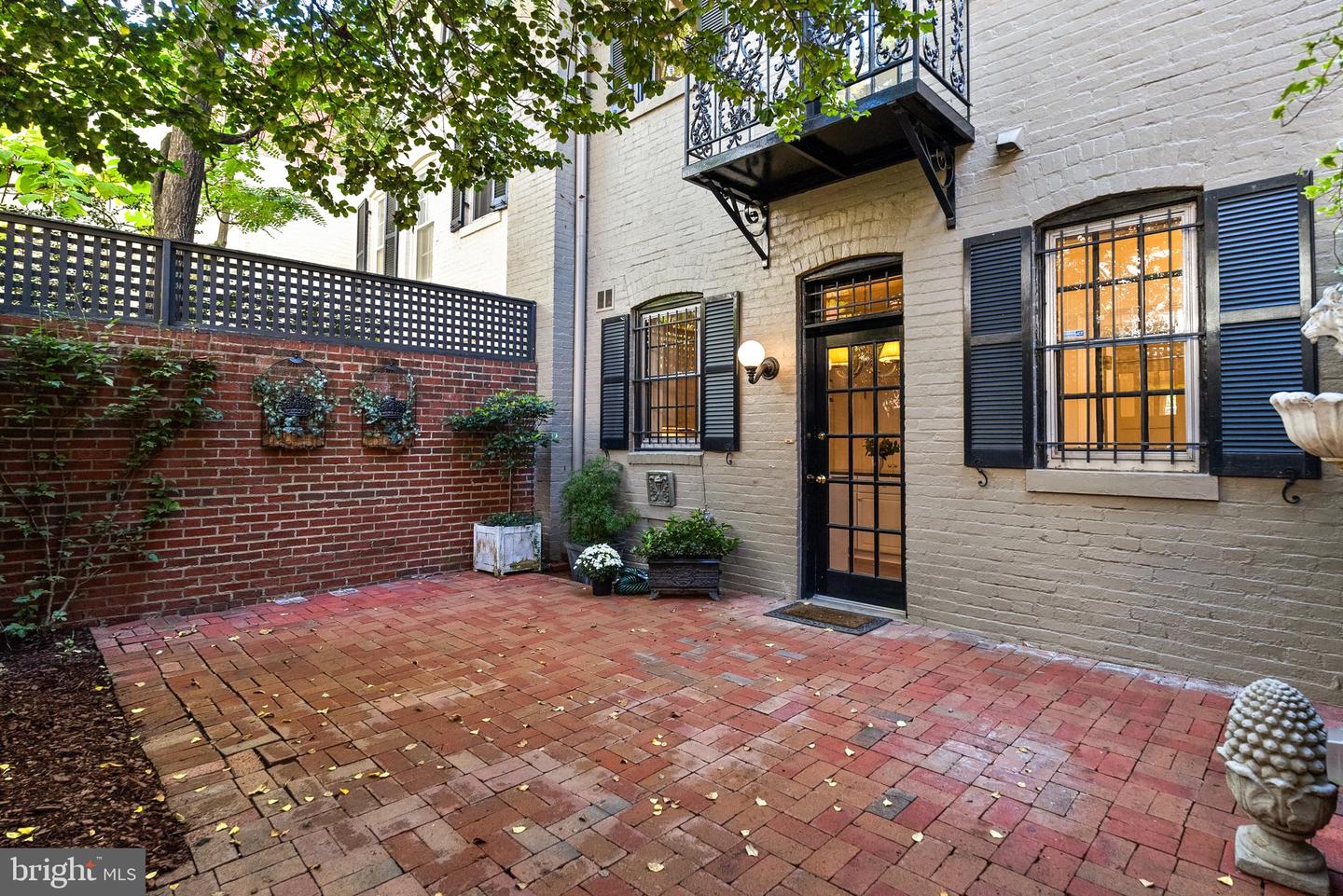 2125 BANCROFT PL NW, WASHINGTON, District Of Columbia 20008, 6 Bedrooms Bedrooms, ,3 BathroomsBathrooms,Residential,For sale,2125 BANCROFT PL NW,DCDC2224936 MLS # DCDC2224936
