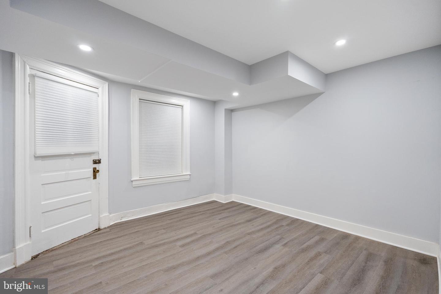 2125 BANCROFT PL NW, WASHINGTON, District Of Columbia 20008, 6 Bedrooms Bedrooms, ,3 BathroomsBathrooms,Residential,For sale,2125 BANCROFT PL NW,DCDC2224936 MLS # DCDC2224936