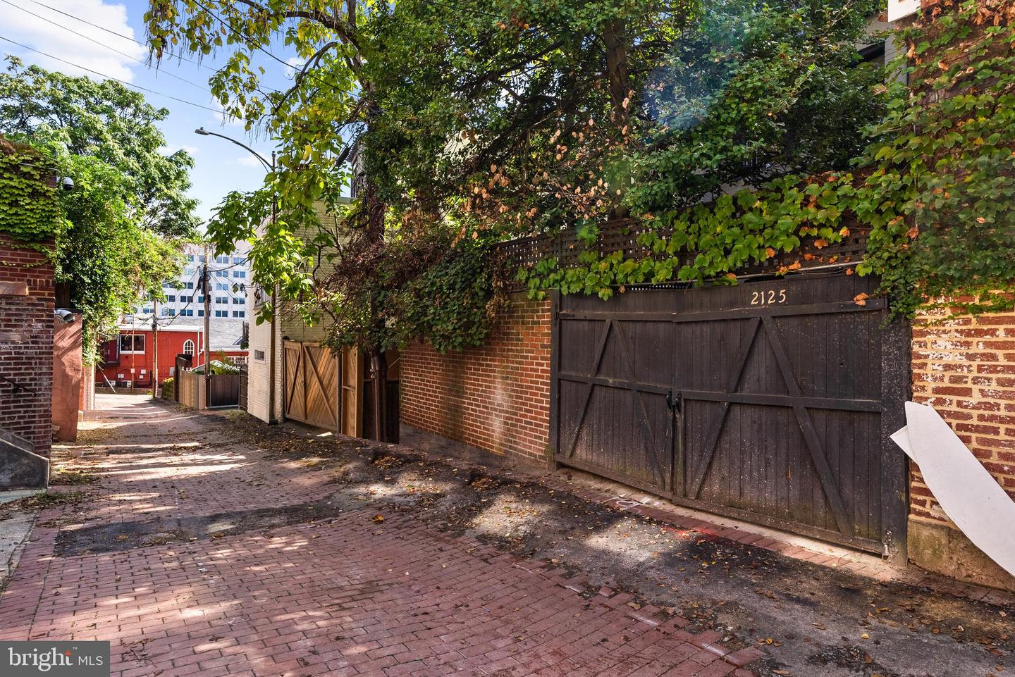 2125 BANCROFT PL NW, WASHINGTON, District Of Columbia 20008, 6 Bedrooms Bedrooms, ,3 BathroomsBathrooms,Residential,For sale,2125 BANCROFT PL NW,DCDC2224936 MLS # DCDC2224936