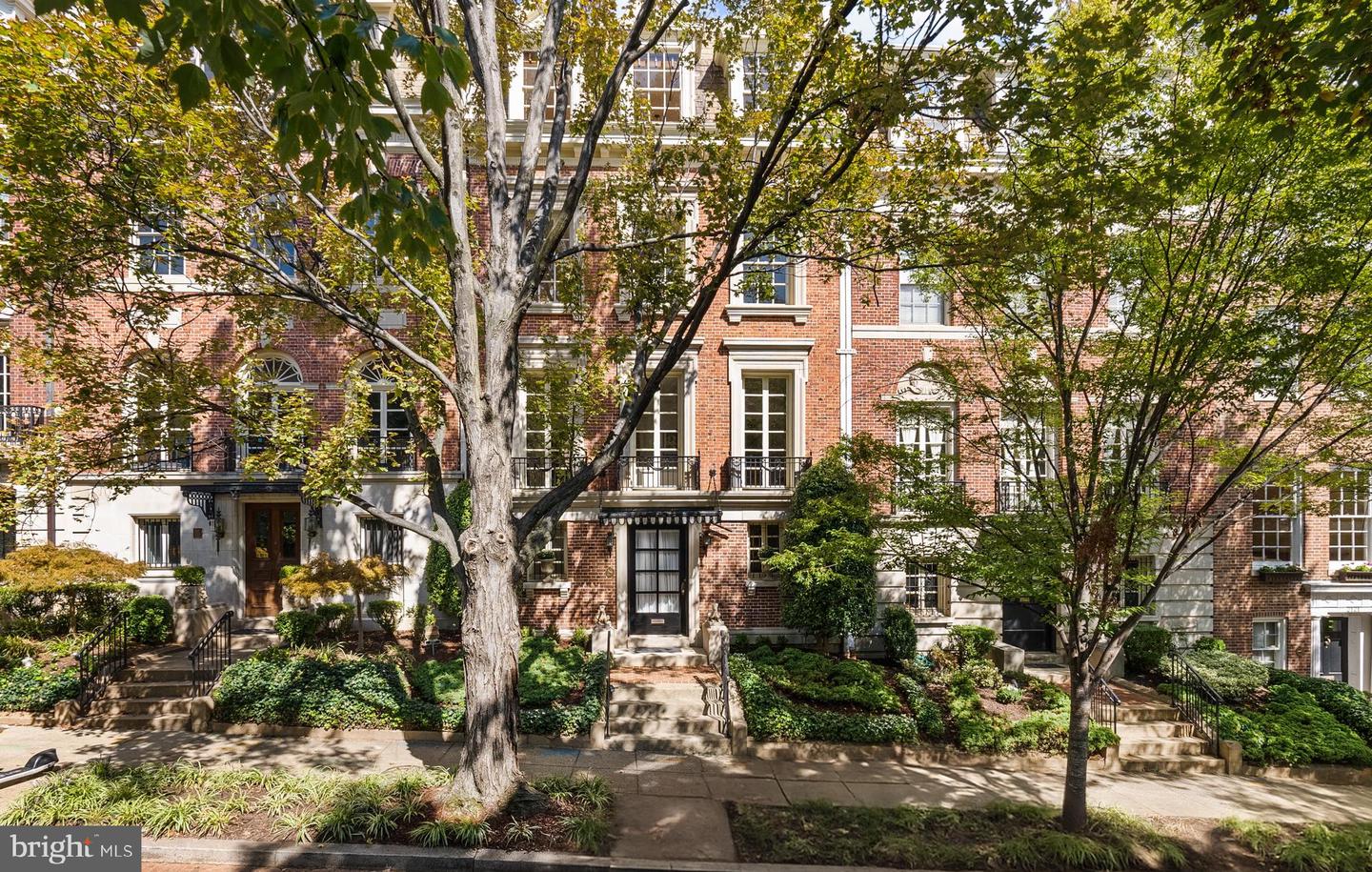 2125 BANCROFT PL NW, WASHINGTON, District Of Columbia 20008, 6 Bedrooms Bedrooms, ,3 BathroomsBathrooms,Residential,For sale,2125 BANCROFT PL NW,DCDC2224936 MLS # DCDC2224936