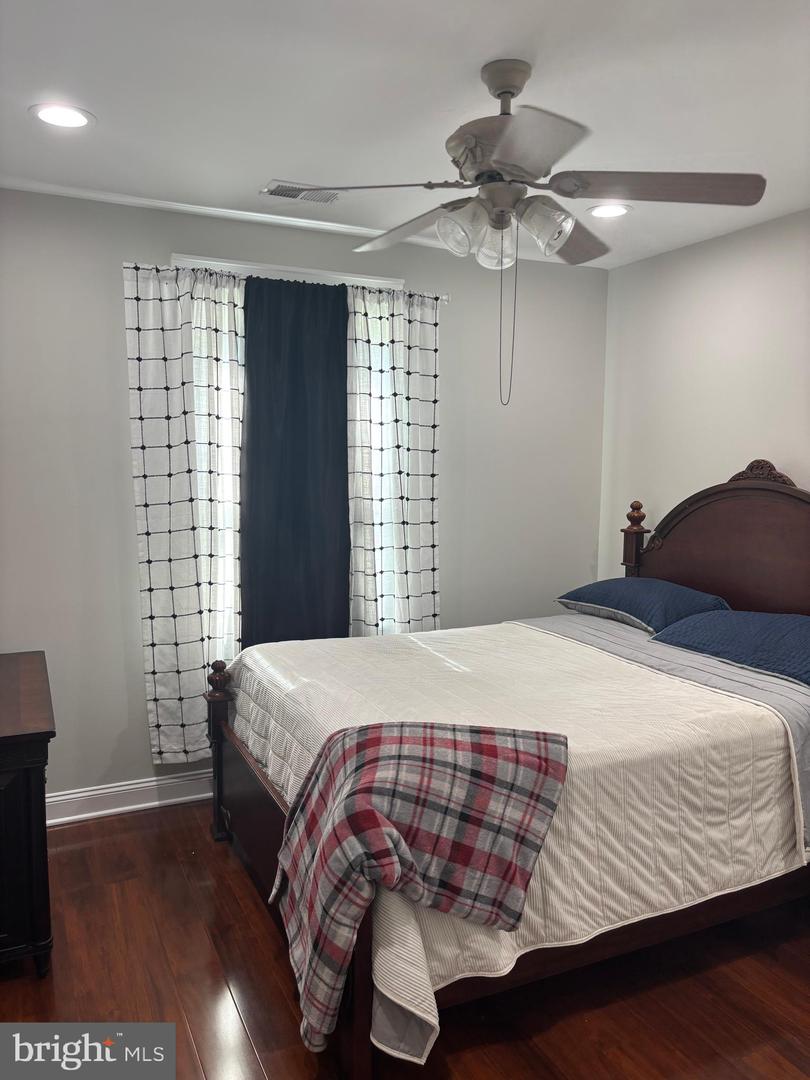 20150 DAIRY LN, STERLING, Virginia 20165, 3 Bedrooms Bedrooms, ,3 BathroomsBathrooms,Residential,For sale,20150 DAIRY LN,VALO2107956 MLS # VALO2107956