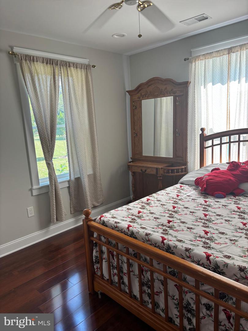 20150 DAIRY LN, STERLING, Virginia 20165, 3 Bedrooms Bedrooms, ,3 BathroomsBathrooms,Residential,For sale,20150 DAIRY LN,VALO2107956 MLS # VALO2107956
