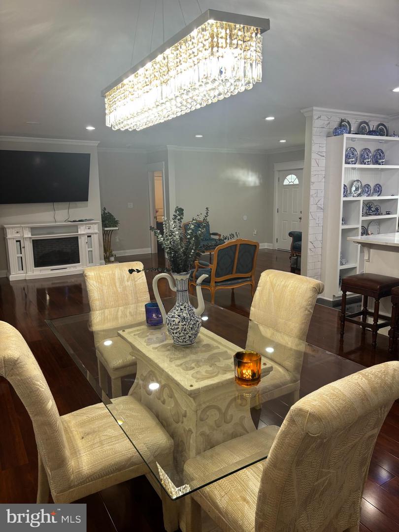 20150 DAIRY LN, STERLING, Virginia 20165, 3 Bedrooms Bedrooms, ,3 BathroomsBathrooms,Residential,For sale,20150 DAIRY LN,VALO2107956 MLS # VALO2107956