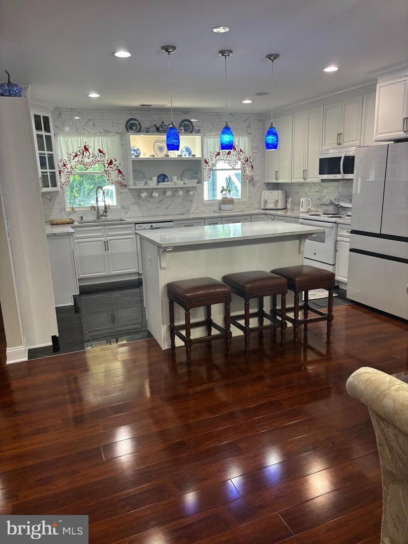 20150 DAIRY LN, STERLING, Virginia 20165, 3 Bedrooms Bedrooms, ,3 BathroomsBathrooms,Residential,For sale,20150 DAIRY LN,VALO2107956 MLS # VALO2107956