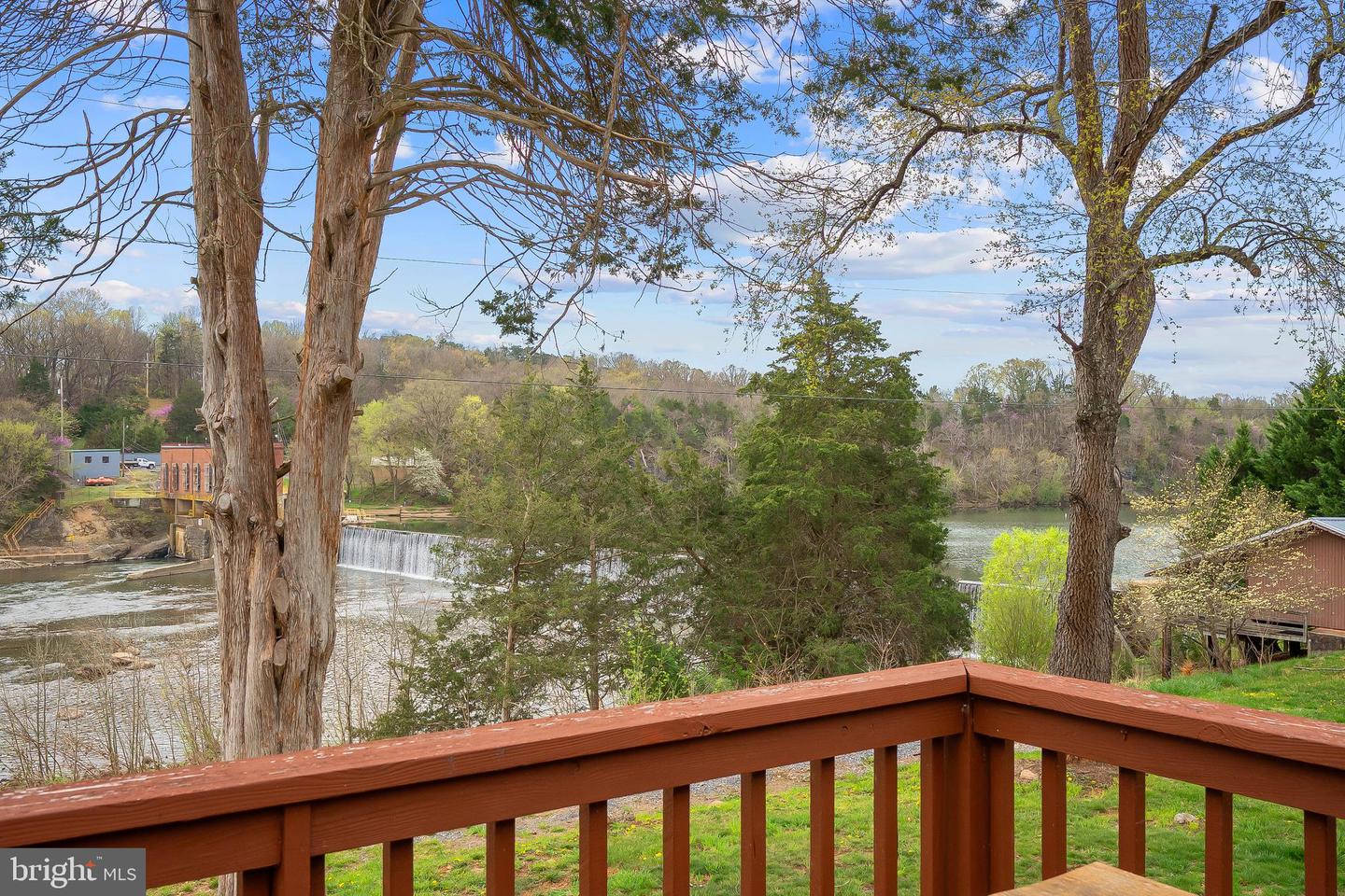268 SHENANDOAH DR, LURAY, Virginia 22835, 3 Bedrooms Bedrooms, ,2 BathroomsBathrooms,Residential,For sale,268 SHENANDOAH DR,VAPA2005430 MLS # VAPA2005430