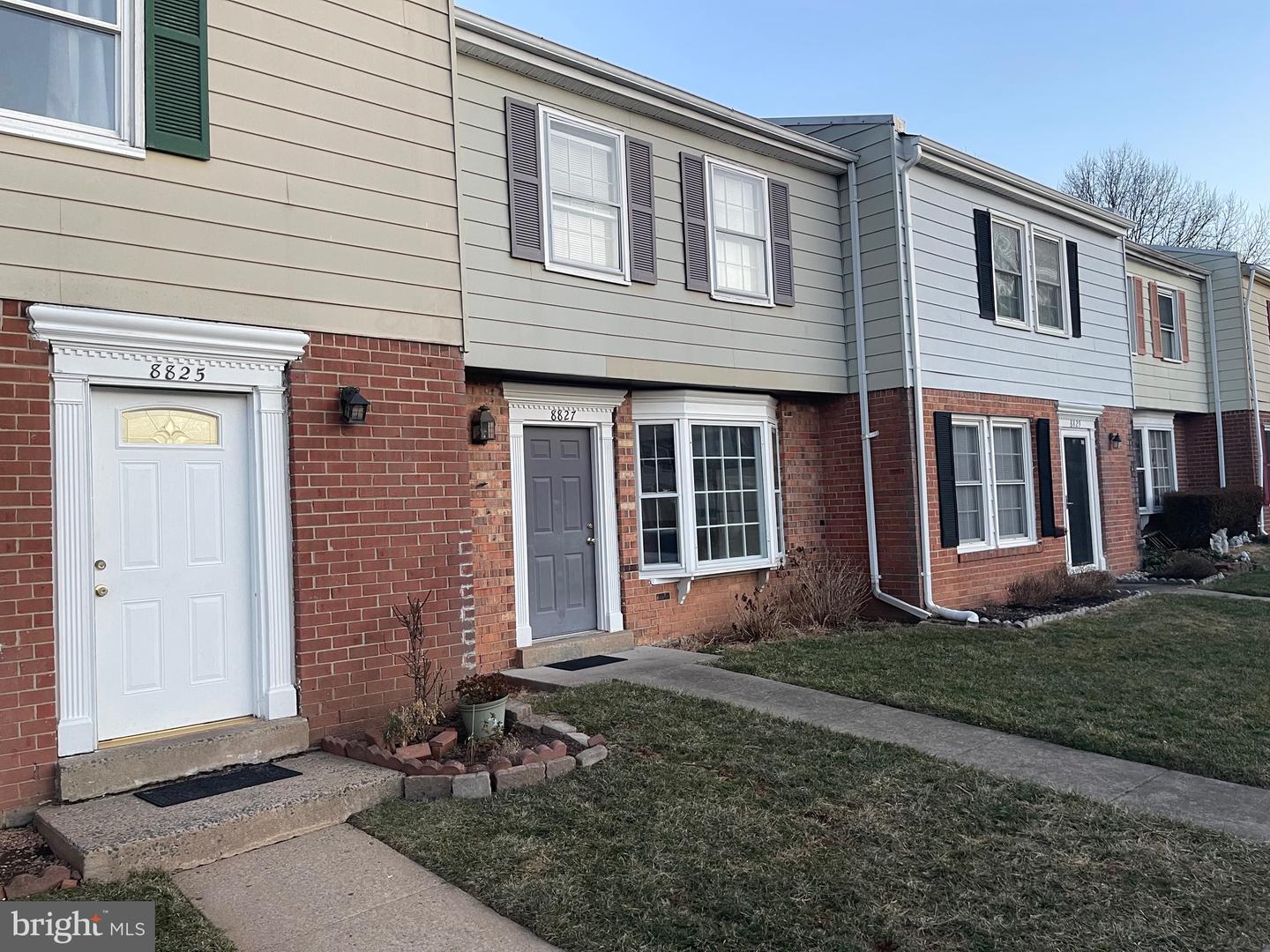 8827 OAK HOLLOW CT, MANASSAS, Virginia 20110, 3 Bedrooms Bedrooms, ,2 BathroomsBathrooms,Residential,For sale,8827 OAK HOLLOW CT,VAPW2105178 MLS # VAPW2105178