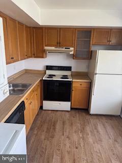 8827 OAK HOLLOW CT, MANASSAS, Virginia 20110, 3 Bedrooms Bedrooms, ,2 BathroomsBathrooms,Residential,For sale,8827 OAK HOLLOW CT,VAPW2105178 MLS # VAPW2105178