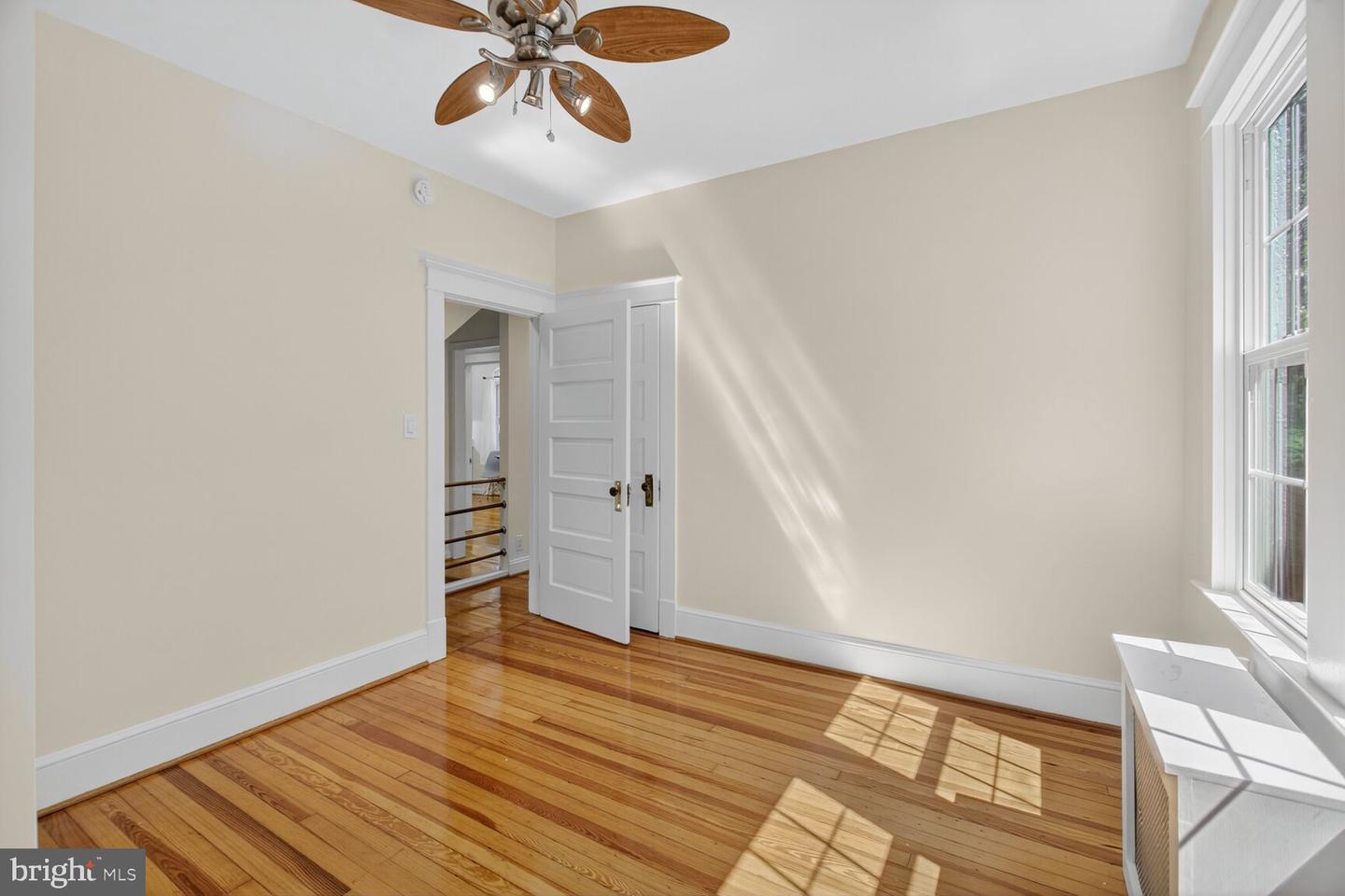 5241 42ND ST NW, WASHINGTON, District Of Columbia 20015, 5 Bedrooms Bedrooms, ,4 BathroomsBathrooms,Residential,For sale,5241 42ND ST NW,DCDC2224990 MLS # DCDC2224990