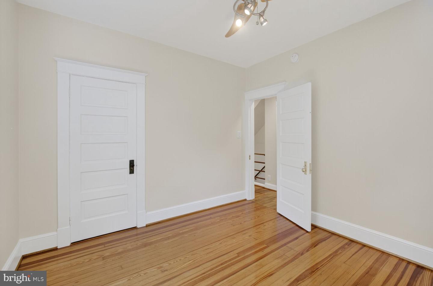 5241 42ND ST NW, WASHINGTON, District Of Columbia 20015, 5 Bedrooms Bedrooms, ,4 BathroomsBathrooms,Residential,For sale,5241 42ND ST NW,DCDC2224990 MLS # DCDC2224990