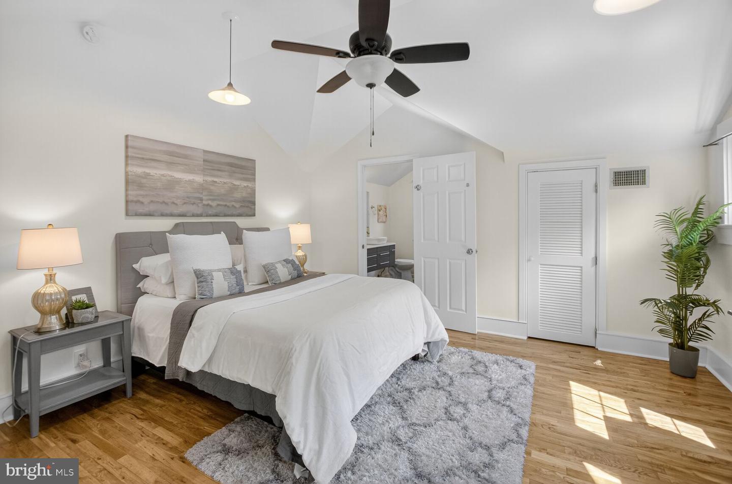 5241 42ND ST NW, WASHINGTON, District Of Columbia 20015, 5 Bedrooms Bedrooms, ,4 BathroomsBathrooms,Residential,For sale,5241 42ND ST NW,DCDC2224990 MLS # DCDC2224990