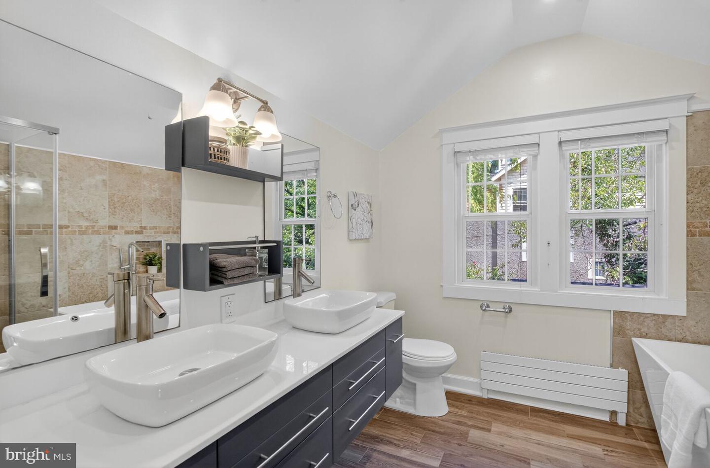 5241 42ND ST NW, WASHINGTON, District Of Columbia 20015, 5 Bedrooms Bedrooms, ,4 BathroomsBathrooms,Residential,For sale,5241 42ND ST NW,DCDC2224990 MLS # DCDC2224990