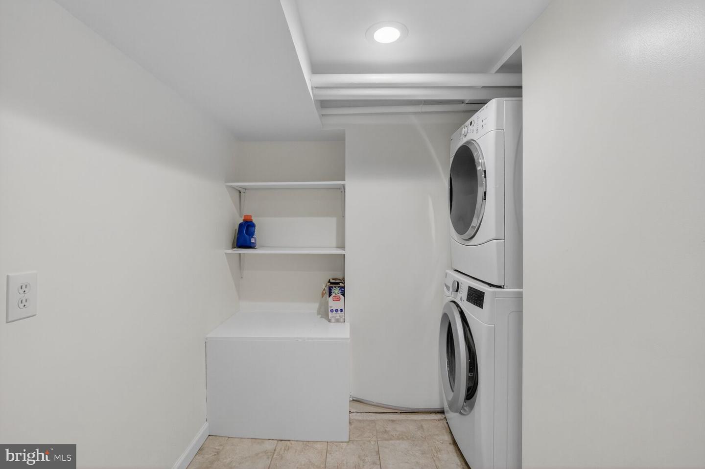 5241 42ND ST NW, WASHINGTON, District Of Columbia 20015, 5 Bedrooms Bedrooms, ,4 BathroomsBathrooms,Residential,For sale,5241 42ND ST NW,DCDC2224990 MLS # DCDC2224990