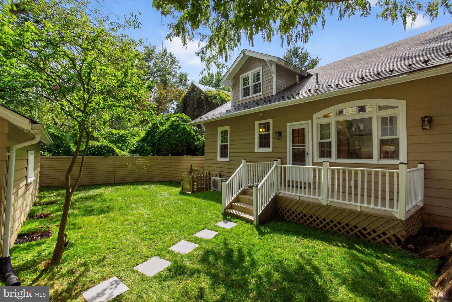 5241 42ND ST NW, WASHINGTON, District Of Columbia 20015, 5 Bedrooms Bedrooms, ,4 BathroomsBathrooms,Residential,For sale,5241 42ND ST NW,DCDC2224990 MLS # DCDC2224990