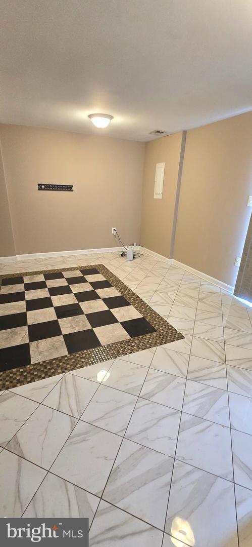 14616 EARLHAM CT, WOODBRIDGE, Virginia 22193, 3 Bedrooms Bedrooms, ,2 BathroomsBathrooms,Residential,For sale,14616 EARLHAM CT,VAPW2105186 MLS # VAPW2105186