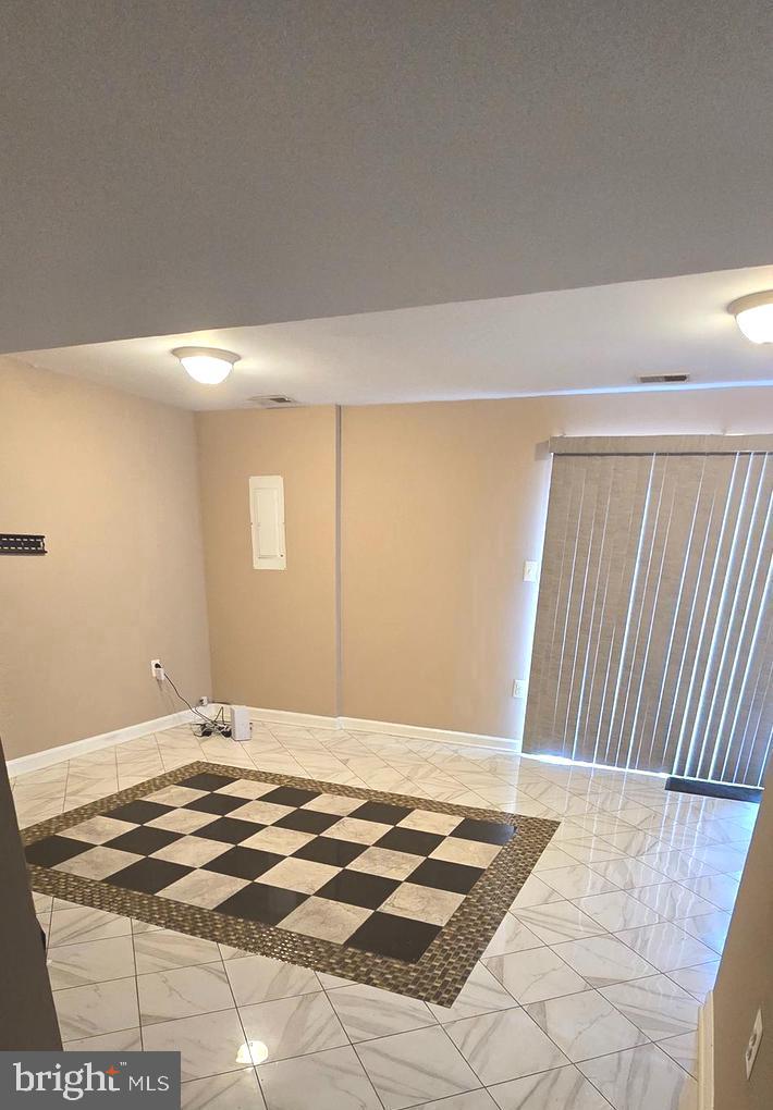14616 EARLHAM CT, WOODBRIDGE, Virginia 22193, 3 Bedrooms Bedrooms, ,2 BathroomsBathrooms,Residential,For sale,14616 EARLHAM CT,VAPW2105186 MLS # VAPW2105186