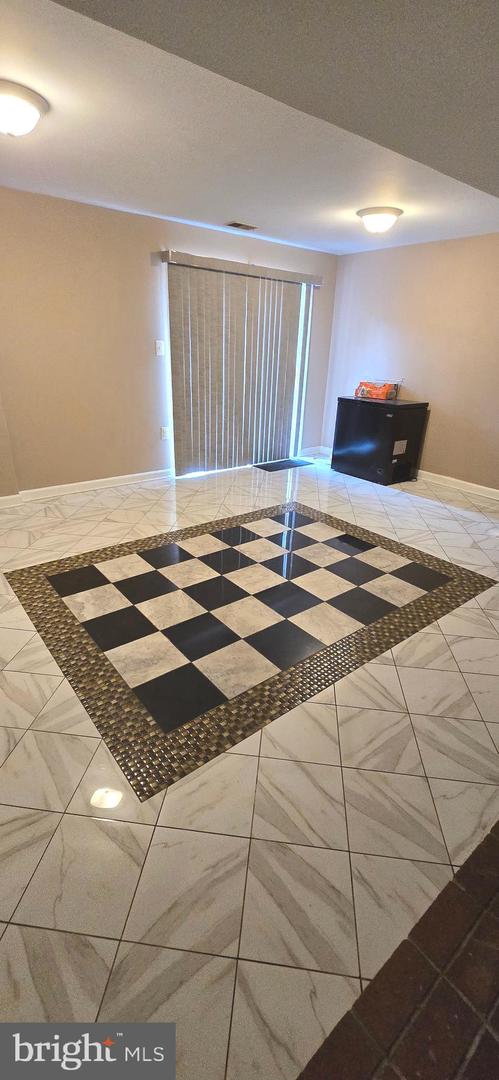 14616 EARLHAM CT, WOODBRIDGE, Virginia 22193, 3 Bedrooms Bedrooms, ,2 BathroomsBathrooms,Residential,For sale,14616 EARLHAM CT,VAPW2105186 MLS # VAPW2105186