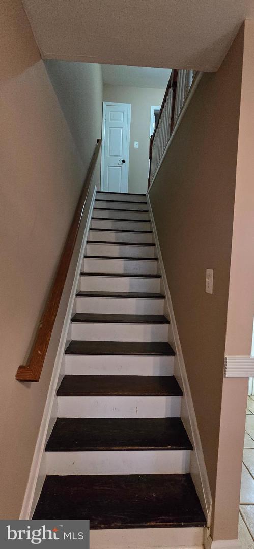 14616 EARLHAM CT, WOODBRIDGE, Virginia 22193, 3 Bedrooms Bedrooms, ,2 BathroomsBathrooms,Residential,For sale,14616 EARLHAM CT,VAPW2105186 MLS # VAPW2105186