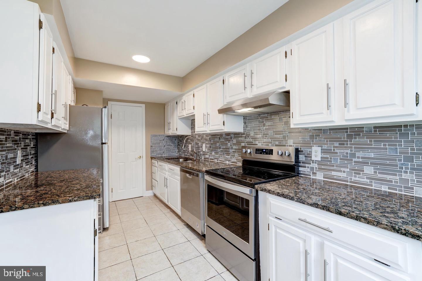 14616 EARLHAM CT, WOODBRIDGE, Virginia 22193, 3 Bedrooms Bedrooms, ,2 BathroomsBathrooms,Residential,For sale,14616 EARLHAM CT,VAPW2105186 MLS # VAPW2105186