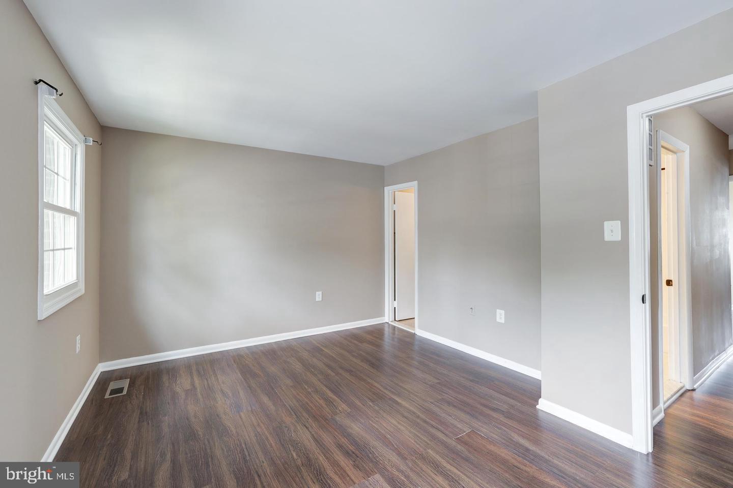 14616 EARLHAM CT, WOODBRIDGE, Virginia 22193, 3 Bedrooms Bedrooms, ,2 BathroomsBathrooms,Residential,For sale,14616 EARLHAM CT,VAPW2105186 MLS # VAPW2105186