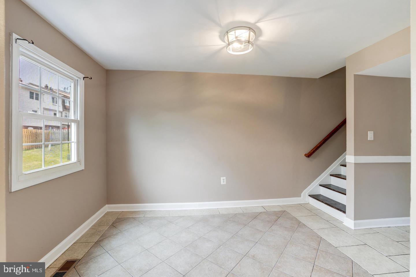 14616 EARLHAM CT, WOODBRIDGE, Virginia 22193, 3 Bedrooms Bedrooms, ,2 BathroomsBathrooms,Residential,For sale,14616 EARLHAM CT,VAPW2105186 MLS # VAPW2105186