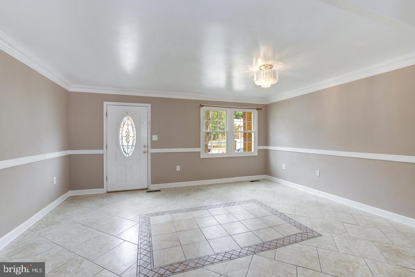 14616 EARLHAM CT, WOODBRIDGE, Virginia 22193, 3 Bedrooms Bedrooms, ,2 BathroomsBathrooms,Residential,For sale,14616 EARLHAM CT,VAPW2105186 MLS # VAPW2105186