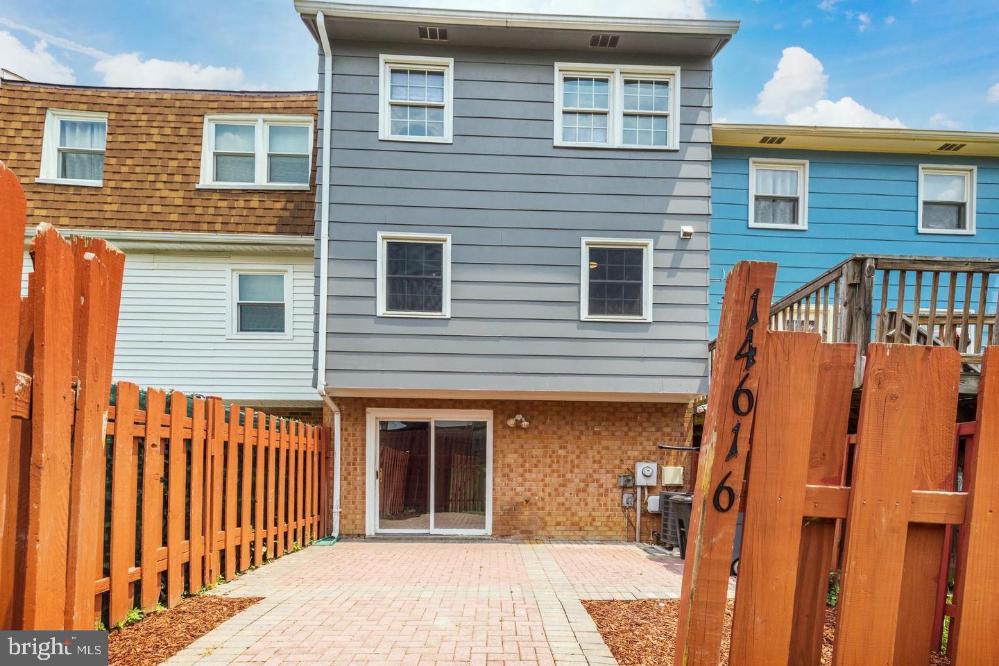 14616 EARLHAM CT, WOODBRIDGE, Virginia 22193, 3 Bedrooms Bedrooms, ,2 BathroomsBathrooms,Residential,For sale,14616 EARLHAM CT,VAPW2105186 MLS # VAPW2105186