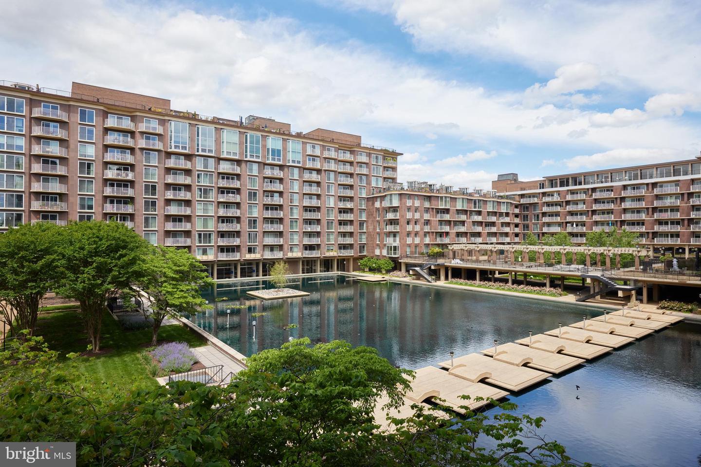 550 N ST SW #S201, WASHINGTON, District Of Columbia 20024, 3 Bedrooms Bedrooms, ,3 BathroomsBathrooms,Residential,For sale,550 N ST SW #S201,DCDC2225000 MLS # DCDC2225000