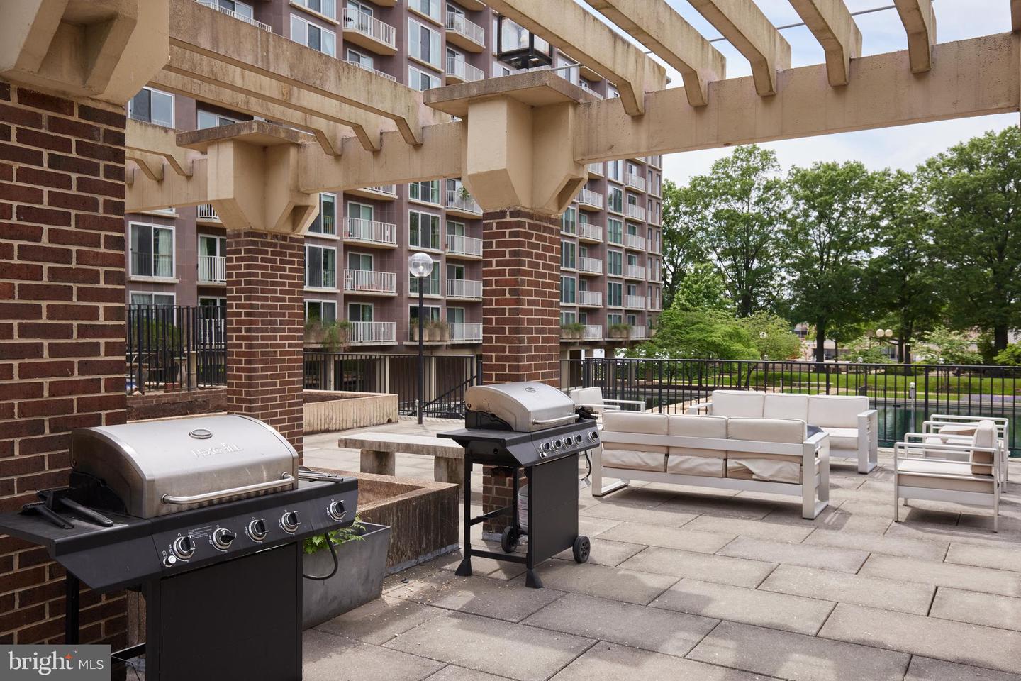 550 N ST SW #S201, WASHINGTON, District Of Columbia 20024, 3 Bedrooms Bedrooms, ,3 BathroomsBathrooms,Residential,For sale,550 N ST SW #S201,DCDC2225000 MLS # DCDC2225000