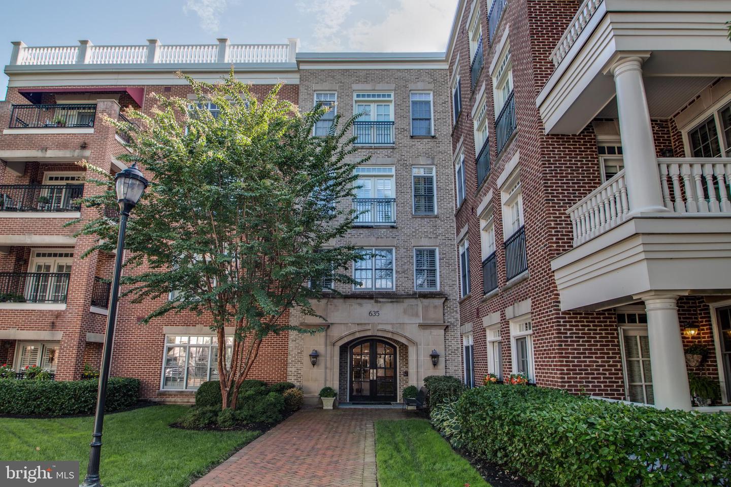 635 FIRST ST #404, ALEXANDRIA, Virginia 22314, 2 Bedrooms Bedrooms, ,2 BathroomsBathrooms,Residential,For sale,635 FIRST ST #404,VAAX2050404 MLS # VAAX2050404
