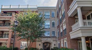 635 FIRST ST #404, ALEXANDRIA, Virginia 22314, 2 Bedrooms Bedrooms, ,2 BathroomsBathrooms,Residential,For sale,635 FIRST ST #404,VAAX2050404 MLS # VAAX2050404