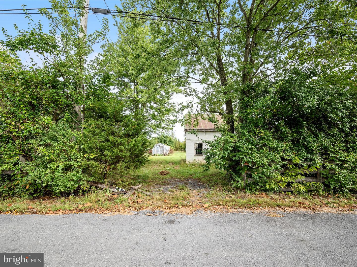32 DOUBLE TOLLGATE RD, WHITE POST, Virginia 22663, ,Land,For sale,32 DOUBLE TOLLGATE RD,VACL2006106 MLS # VACL2006106