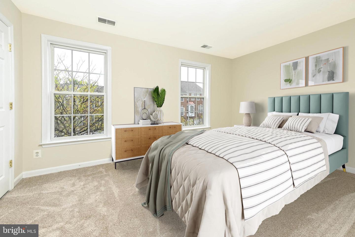 45741 SMOKETREE TER, STERLING, Virginia 20166, 3 Bedrooms Bedrooms, ,2 BathroomsBathrooms,Residential,For sale,45741 SMOKETREE TER,VALO2098548 MLS # VALO2098548